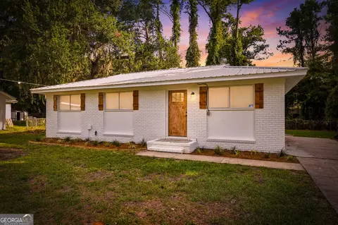 421 Nottingham Dr, Brunswick, GA 31525