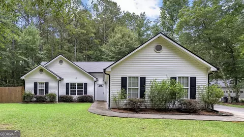 55 Bretts Pt, Sharpsburg, GA 30277