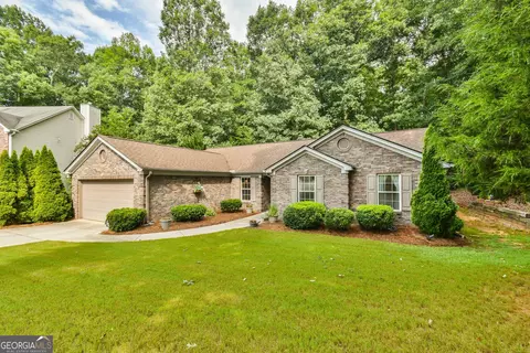 2044 Lantern Dr, Jefferson, GA 30549