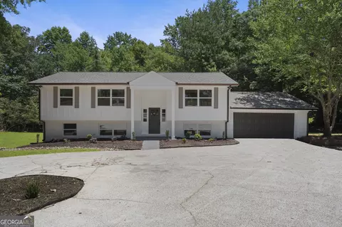 381 Thigpen Rd, Newnan, GA 30263