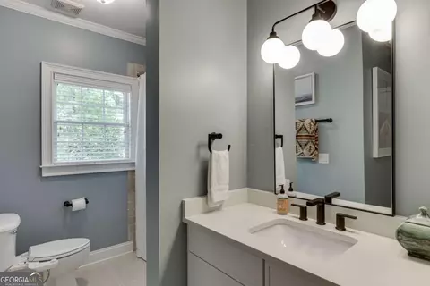 Bath - 2747 Pathview Dr, Dacula, GA 30019 photo 7 of 7