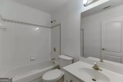Bath - 2747 Pathview Dr, Dacula, GA 30019 photo 1 of 5