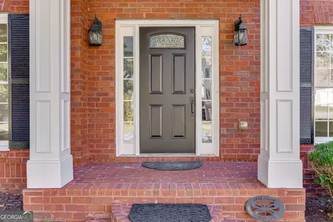 Exterior - 2747 Pathview Dr, Dacula, GA 30019 photo 3 of 7