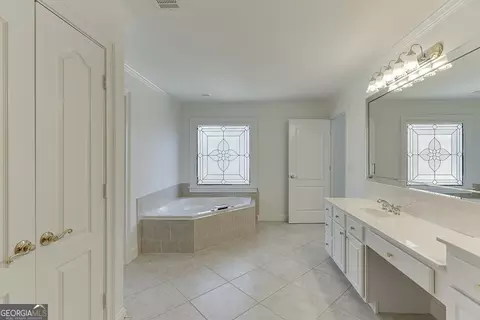 Bath - 2747 Pathview Dr, Dacula, GA 30019 photo 5 of 5