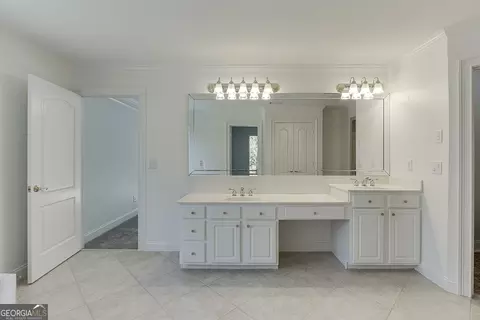 Bath - 2747 Pathview Dr, Dacula, GA 30019 photo 6 of 6