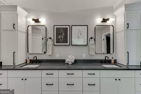Bath - 2747 Pathview Dr, Dacula, GA 30019 photo 5 of 7