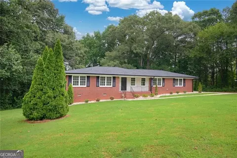 1502 Kings Rd, Marietta, GA 30062