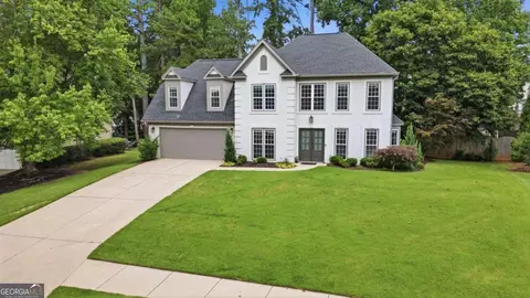 5510 N Hillbrooke Trce, Alpharetta, GA 30005