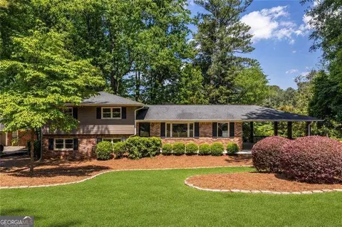 1684 Cartwright Ct, Decatur, GA 30033