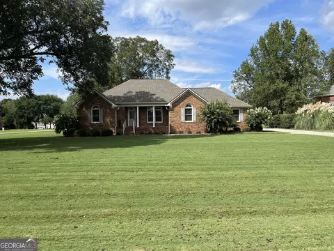 111 Lance Dr, Macon, GA 31216