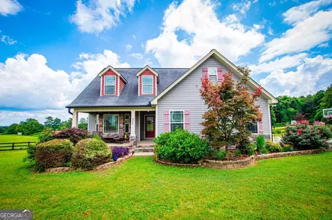 225 Hilltop Rd, Roopville, GA 30170