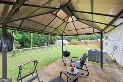 Exterior - 2917 Rumble Rd, Forsyth, GA 31029 photo 5 of 10