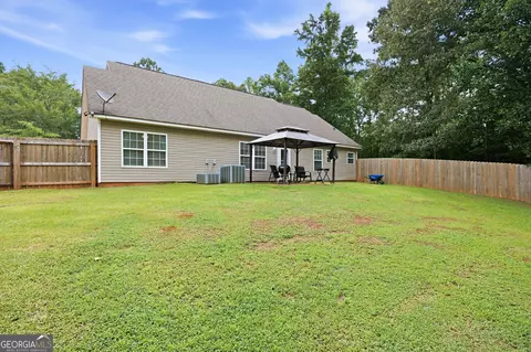 Exterior - 2917 Rumble Rd, Forsyth, GA 31029 photo 7 of 10