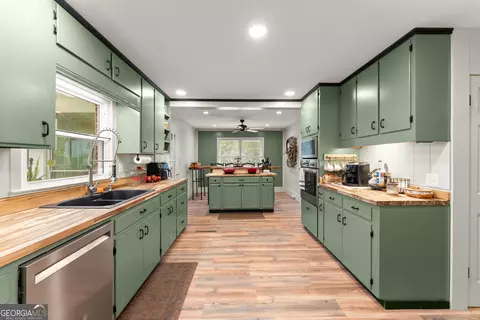 Kitchen - 5907 Main St, Lula, GA 30554 photo 6 of 7