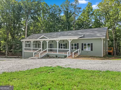684 Mccrackin Rd, Lakemont, GA 30552