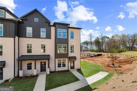 2602 Daybreak Ln, Newnan, GA 30265
