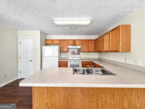 Kitchen - 108 Alice Walker Dr, Athens, GA 30607 photo 1 of 2