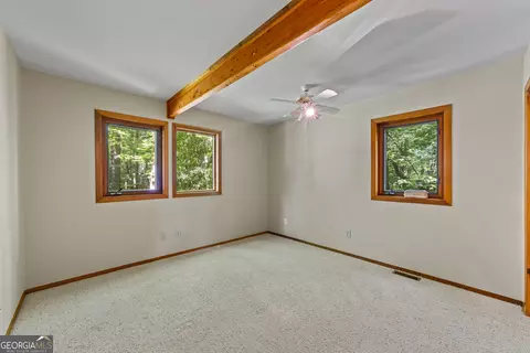 Bedroom - 3014 Prather Bridge Rd, Toccoa, GA 30577 photo 2 of 4