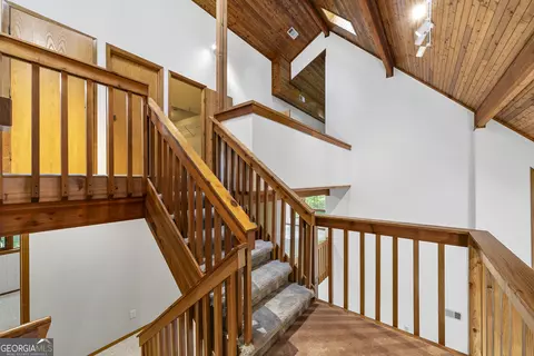 Entry Way - 3014 Prather Bridge Rd, Toccoa, GA 30577 photo 3 of 9