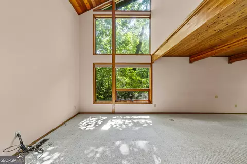 Living - 3014 Prather Bridge Rd, Toccoa, GA 30577 photo 14 of 17