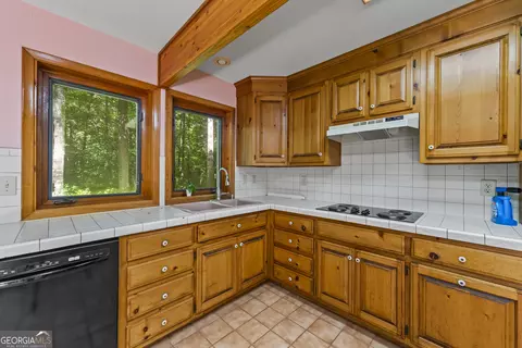Kitchen - 3014 Prather Bridge Rd, Toccoa, GA 30577 photo 5 of 6