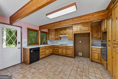 Kitchen - 3014 Prather Bridge Rd, Toccoa, GA 30577 photo 6 of 6