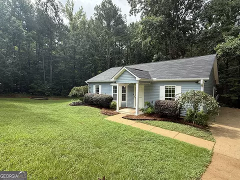 449 Hampton Green Dr, Lagrange, GA 30240 photo 6