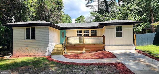 3340 Pinehill Dr, Decatur, GA 30032