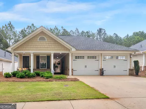 111 Cottage Club Dr, Locust Grove, GA 30248