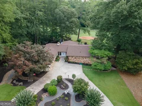 512 Golfview Dr, Peachtree City, GA 30269