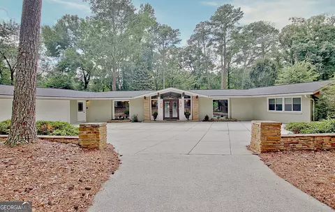 626 Golfview Dr, Peachtree City, GA 30269