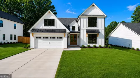 502 Level Creek Rd, Sugar Hill, GA 30518