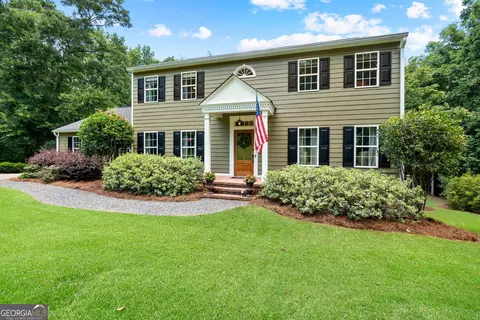 Exterior - 210 Highland Trl, Lagrange, GA 30240 photo 2 of 19