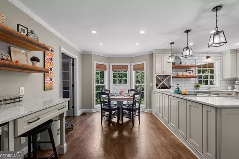 Kitchen - 210 Highland Trl, Lagrange, GA 30240 photo 5 of 7
