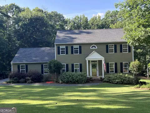 210 Highland Trl, Lagrange, GA 30240 photo 1