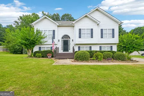130 Chesterfield Dr, Newnan, GA 30265