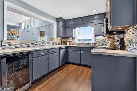 Kitchen - 665 Pope Trl, Covington, GA 30014 photo 2 of 2