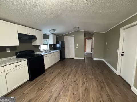 Entry Way - 2637 Old Grade Rd, Dalton, GA 30721 photo 1 of 1