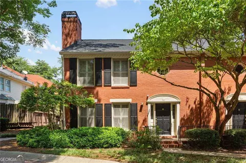 501 Defoors Mill Cir NW, Atlanta, GA 30318