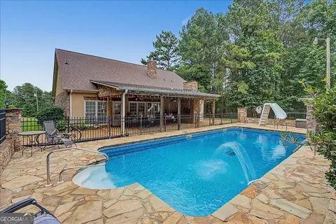 Exterior - 75 N Raburn Rd, Bremen, GA 30110 photo 13 of 28
