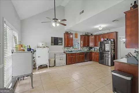 Kitchen - 75 N Raburn Rd, Bremen, GA 30110 photo 1 of 7