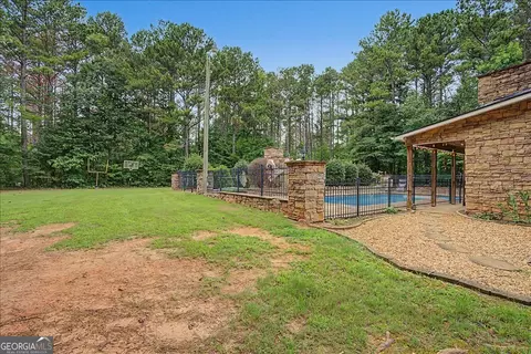 Exterior - 75 N Raburn Rd, Bremen, GA 30110 photo 22 of 28