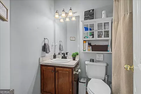 Bath - 75 N Raburn Rd, Bremen, GA 30110 photo 1 of 5