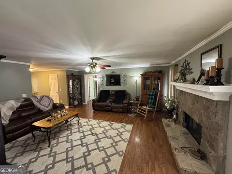 Living - 500 Hicks Rd, Toccoa, GA 30577 photo 2 of 2