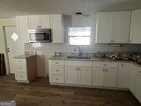 Kitchen - 500 Hicks Rd, Toccoa, GA 30577 photo 3 of 3