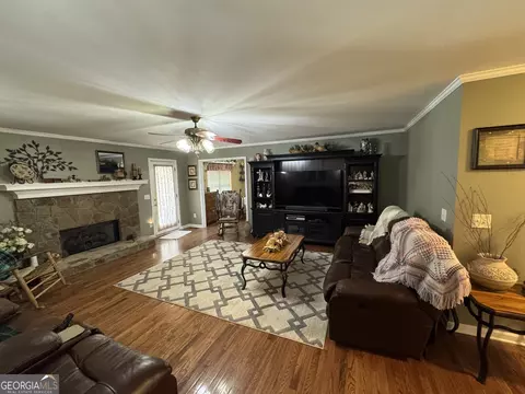 Living - 500 Hicks Rd, Toccoa, GA 30577 photo 1 of 2