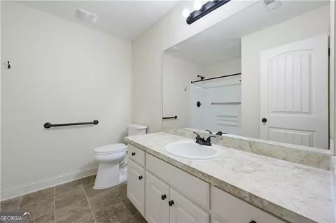 Bath - 2317 Matt Michell Ln, Monroe, GA 30655 photo 2 of 3