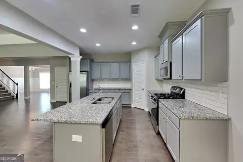 1931 Cobblefield Cir, Dacula, GA 30019 photo 3