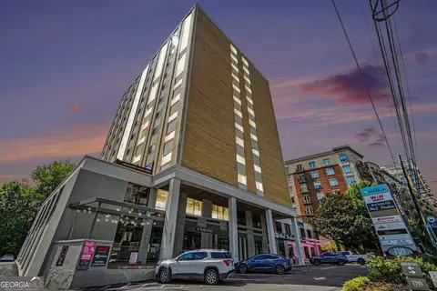 2285 Peachtree Rd NE #909, Atlanta, GA 30309