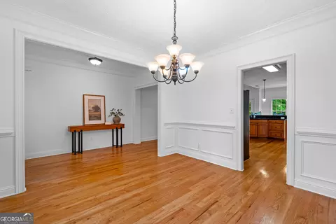 Dining - 285 Huckaby Rd, Brooks, GA 30205 photo 2 of 2
